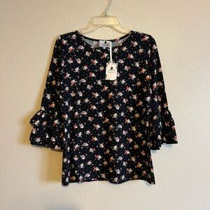 Dainty Jewell’s Layering Blouse